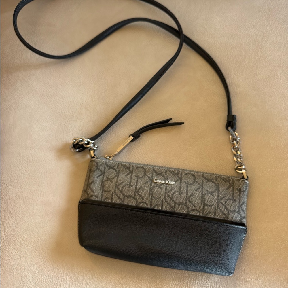 Calvin Klein Black and Gray Women's Crossbody Bag